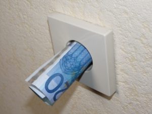 Strompreise steigen, Quelle: Dieter Schütz / pixelio.de Strompreise steigen, Quelle: Dieter Schütz / pixelio.de