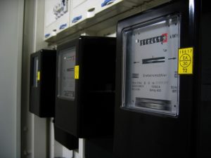 electricity-meter-96863_640