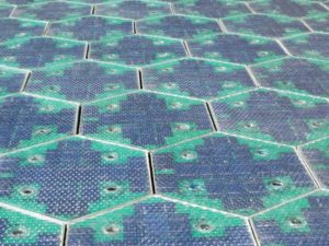 Blick auf die Panele der Solar Roadway, Foto: solarroadways.com