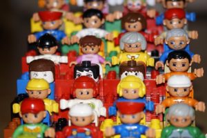 Crowdfunding = Finanzierung durch viele Menschen mit jeweils kleinen Beträgen, Foto gefunden bei pixabay.com
