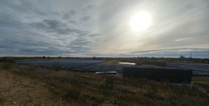 Blick vom Speicher auf die Solarkollektoren in Vojens